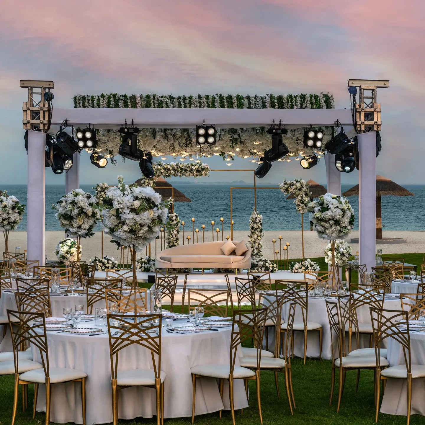 The TOP 10 Beach Club in Abu Dhabi