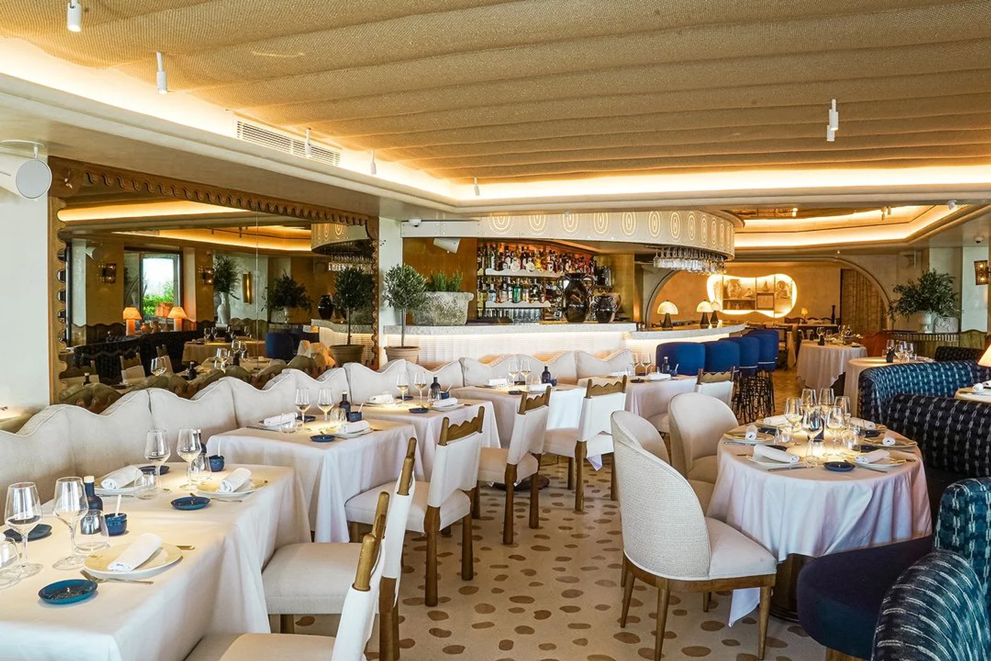 The TOP 10 Restaurant Open on Wednesday in Cannes