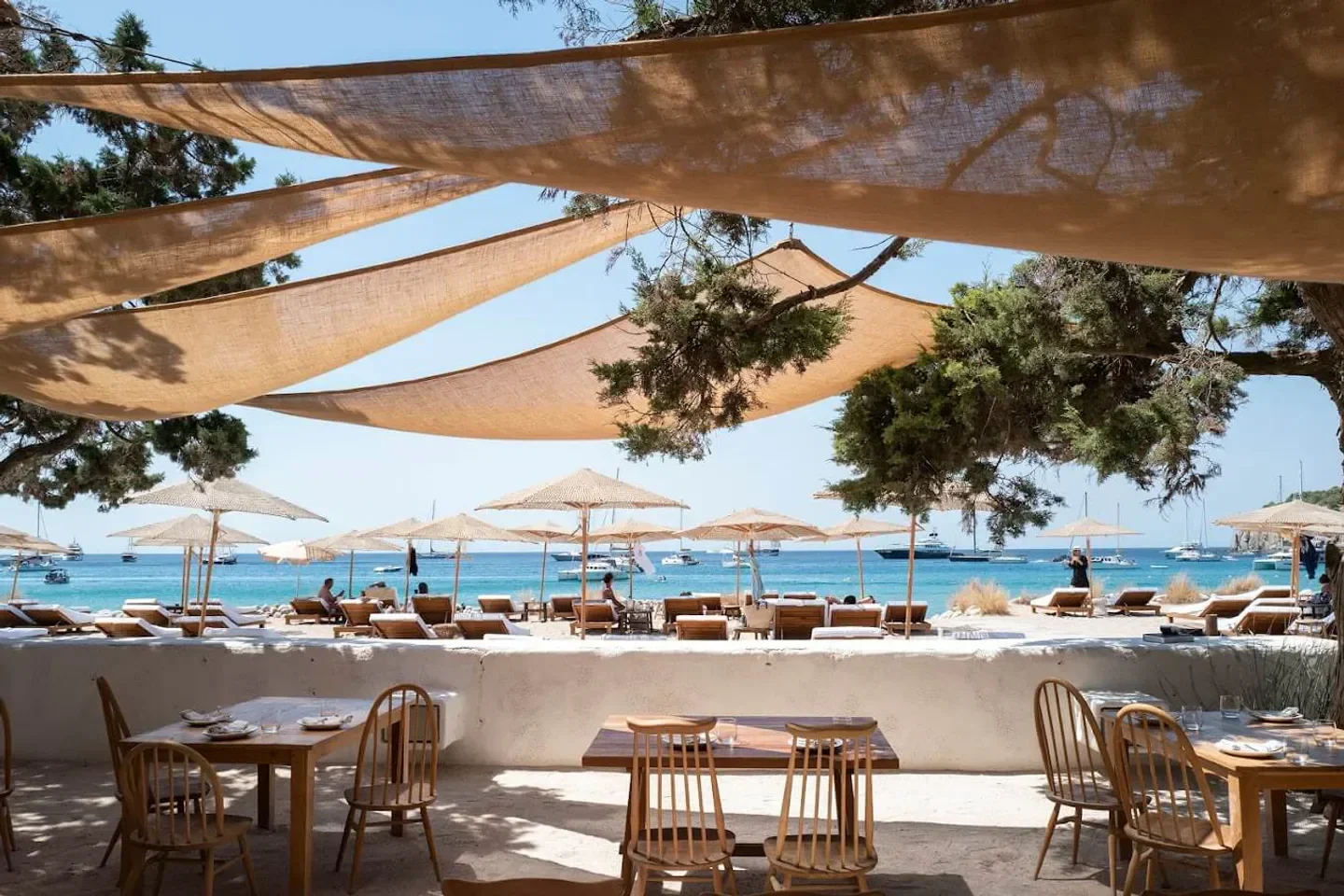 The TOP 10 Seafood Restaurants in Ibiza