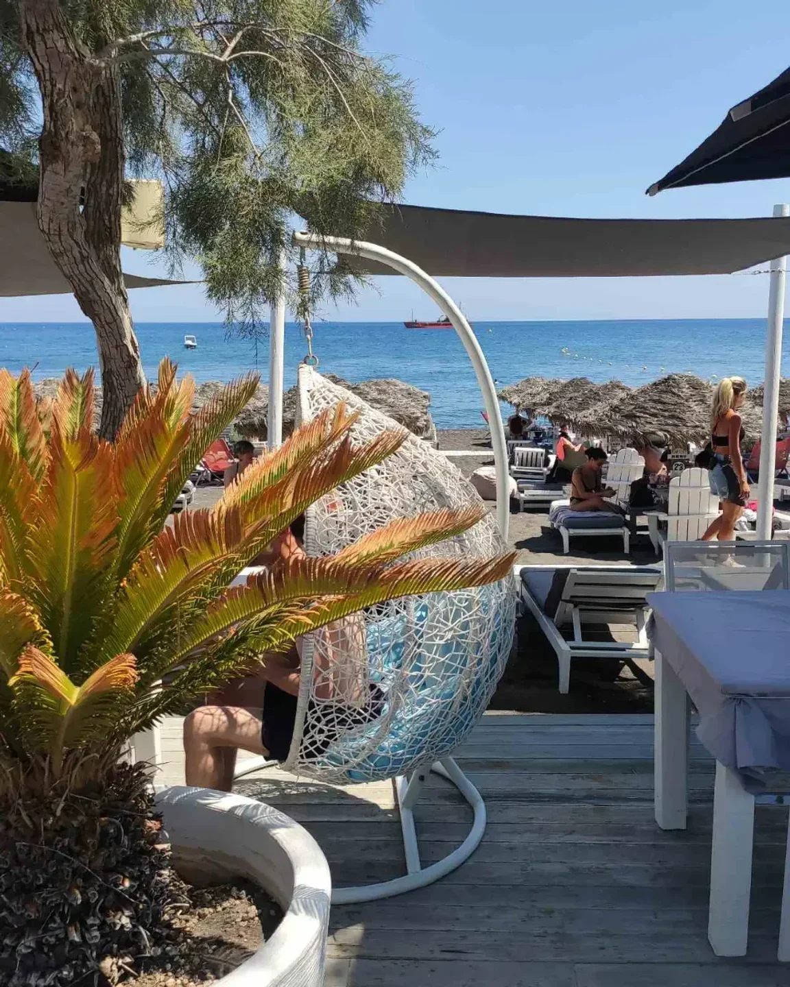 Top 10 Beach Clubs in Santorini