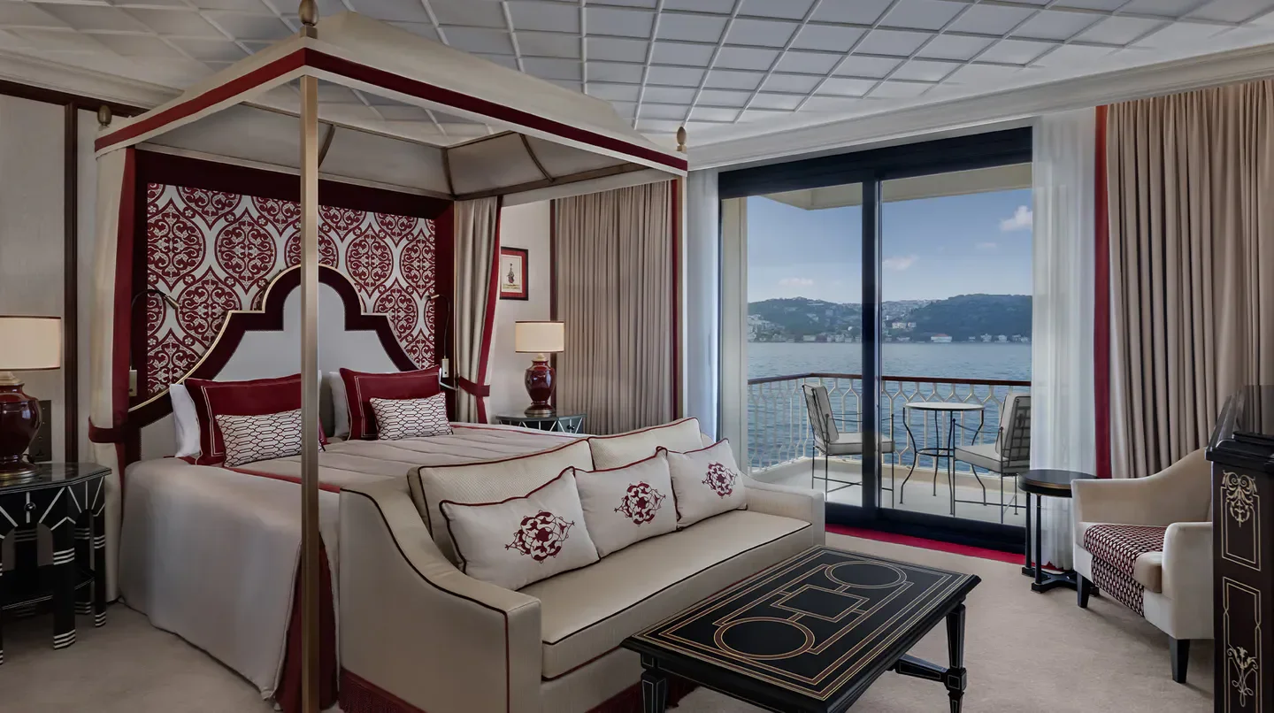 Luxury room at Çırağan Palace Kempinski Istanbul, featuring water views of Istanbul.