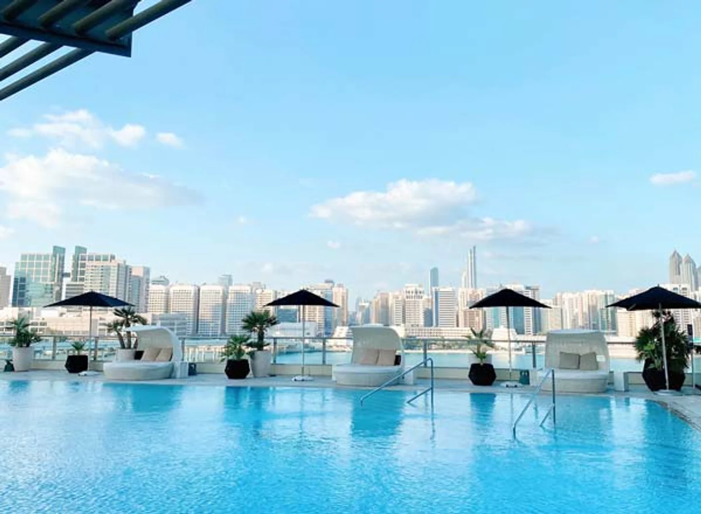 Eclipse Terrace Lounge Abu-Dhabi