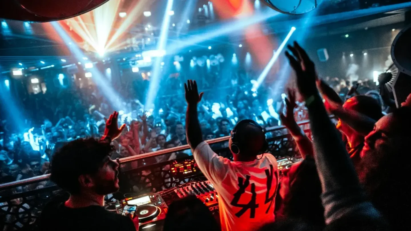 The TOP 10 Nightclub Open on Monday in Ibiza