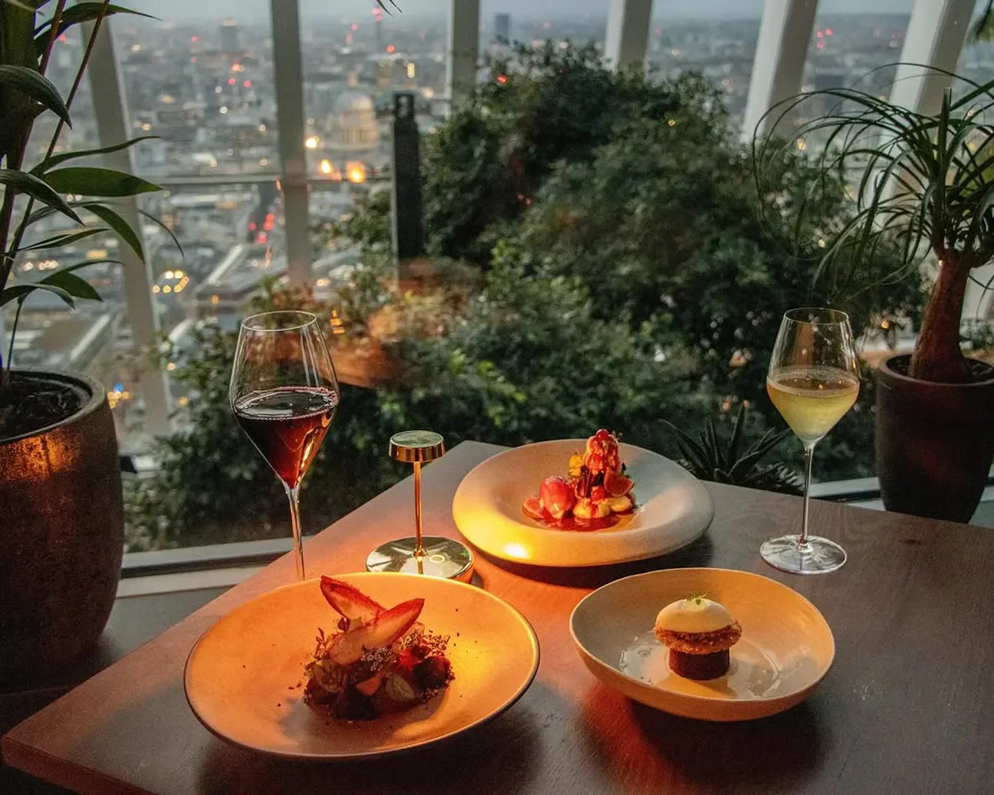 The TOP 10 Restaurants Open on Wednesday in London