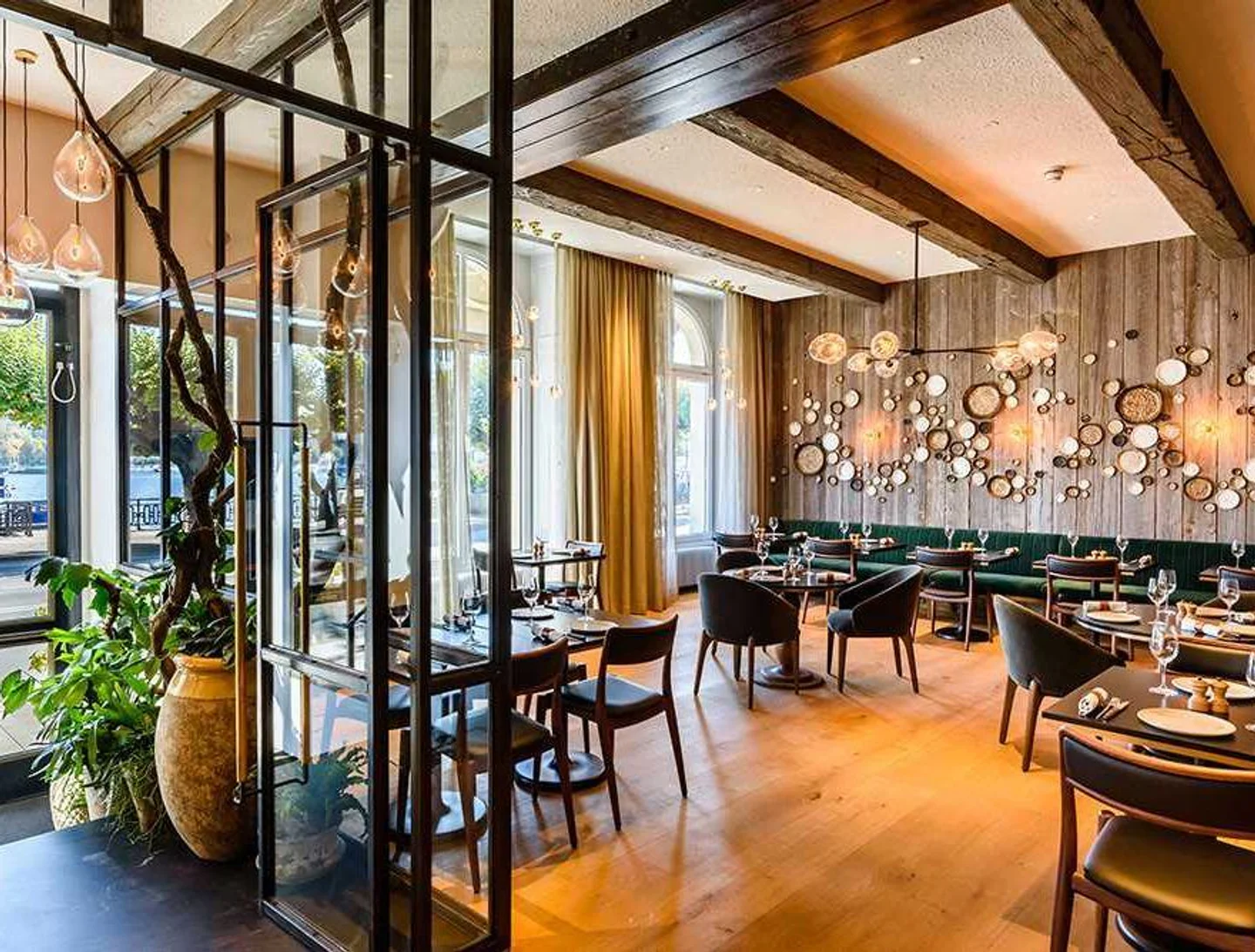 The TOP 10 Seafood Restaurants in Geneva