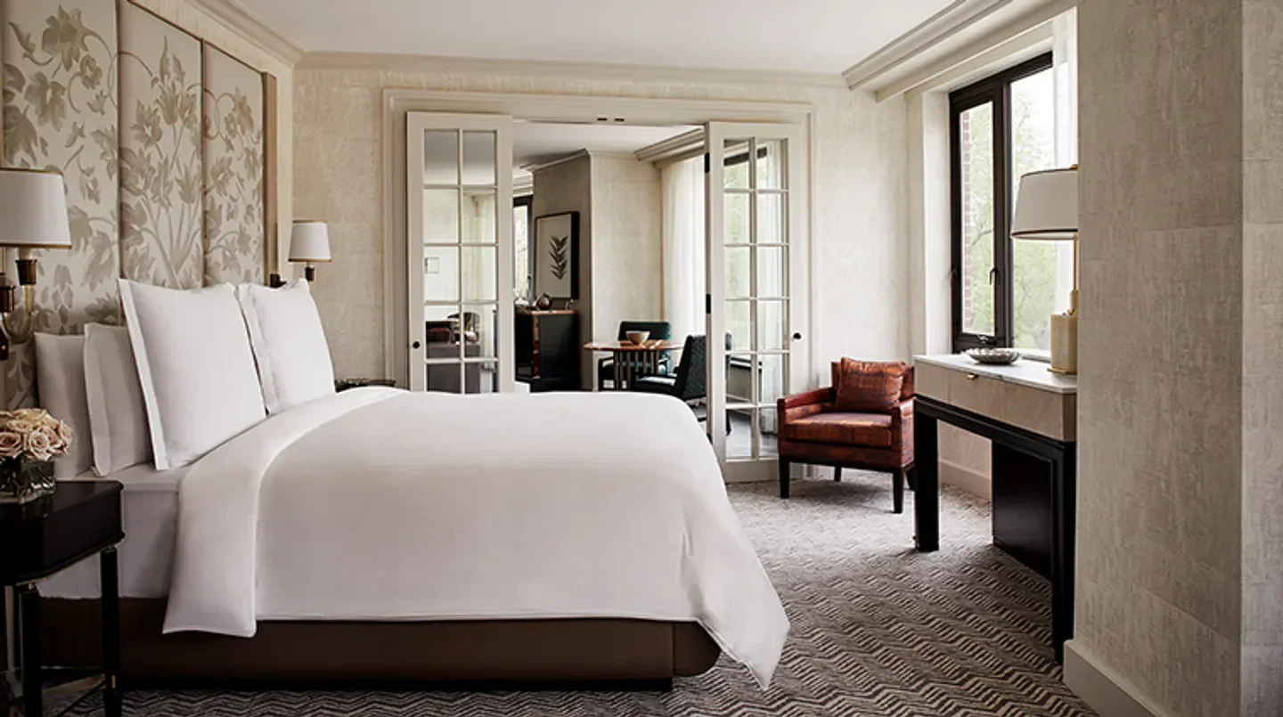 Elegant bedroom at the Four Seasons Hotel Boston, featuring design and luxury in Boston.