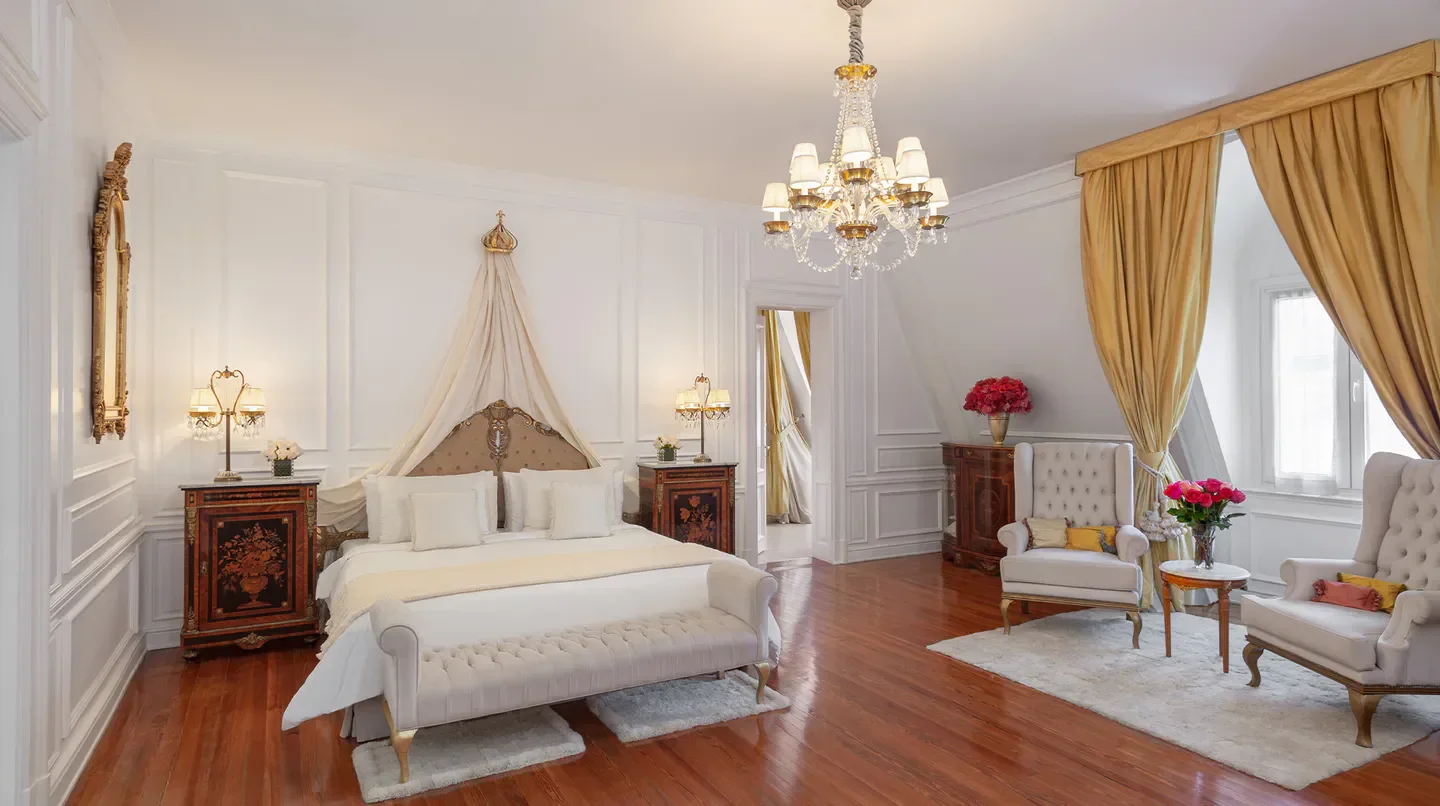 Elegant bedroom at Four Seasons Hotel Buenos Aires, featuring luxurious decor in Buenos Aires.