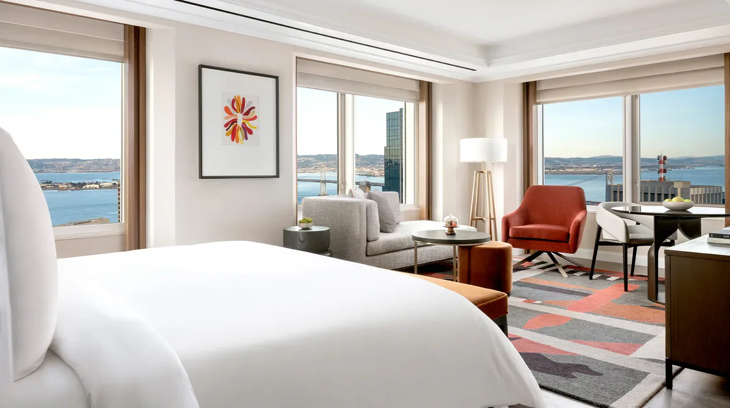 Luxury room at Four Seasons Hotel San Francisco at Embarcadero with views of San Francisco Bay.