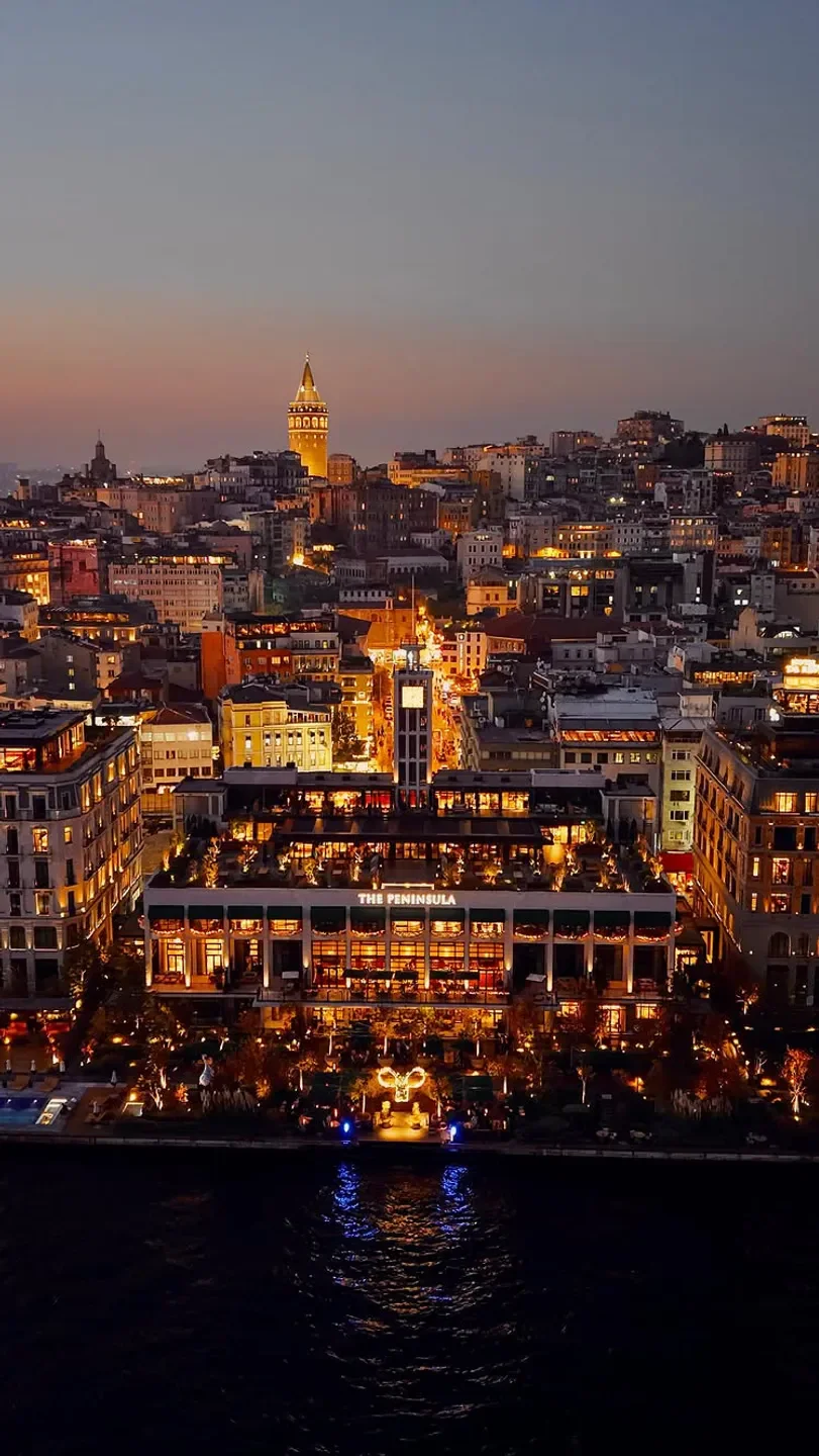 Gallada restaurant in Istanbul at night, with city lights and stunning views of the city