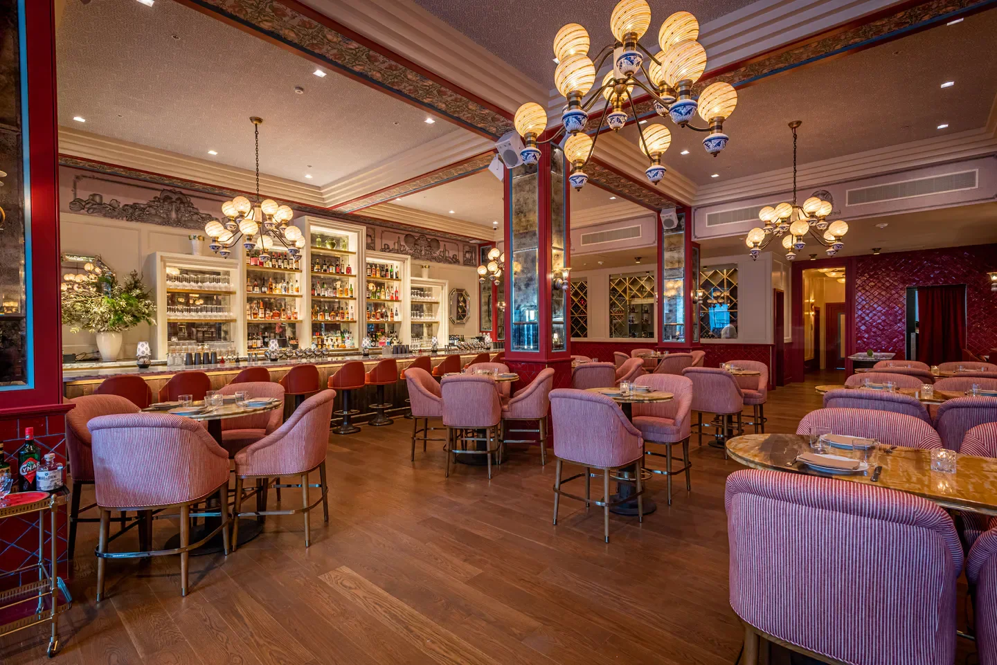 The TOP 10 Luxury Restaurants in Los Angeles