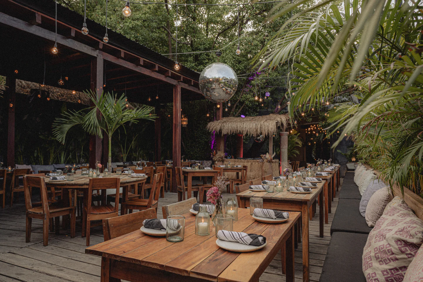 The TOP 10 Beach Club Open on Sunday in Dubai