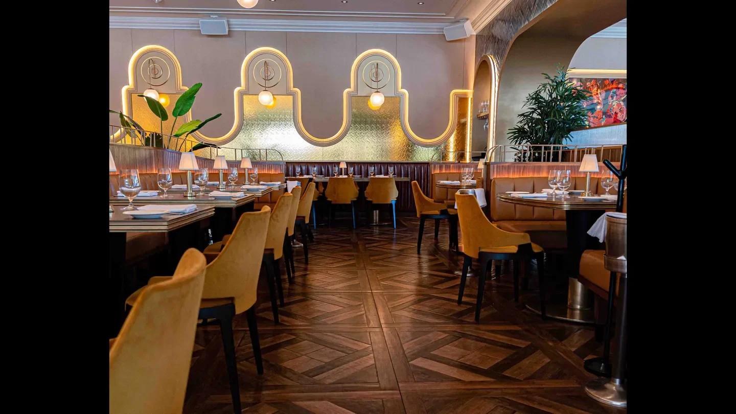 Harry's Palm Beach Reservations | Alotea Concierge Harry's Palm Beach Reservations | Alotea Concierge