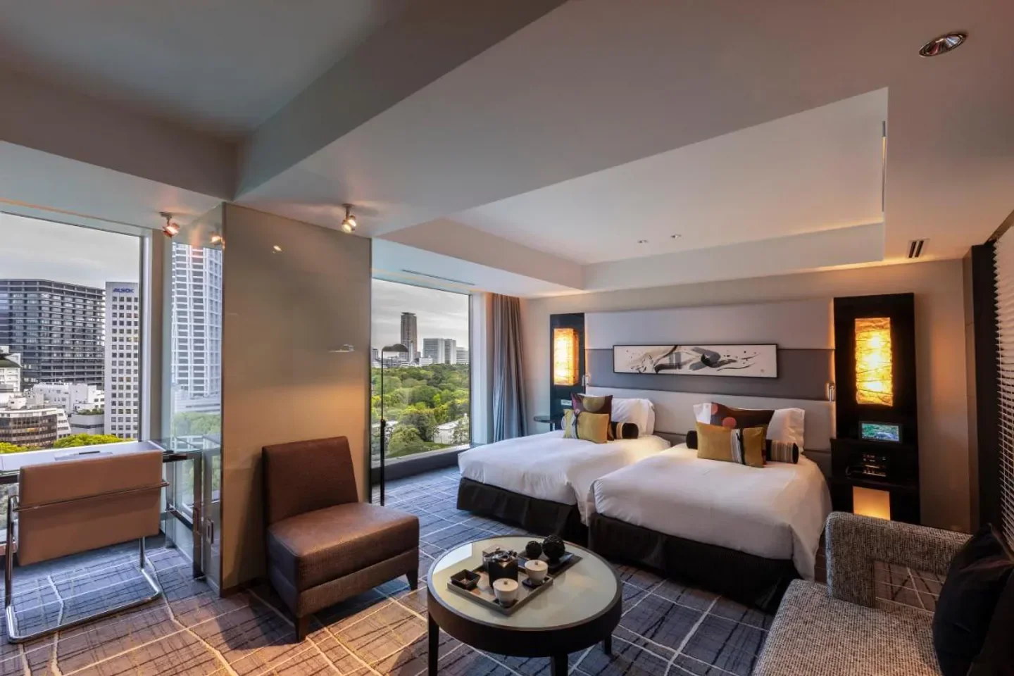 Modern hotel room at Hotel New Otani Tokyo Executive House Zen with city view in Tokyo.