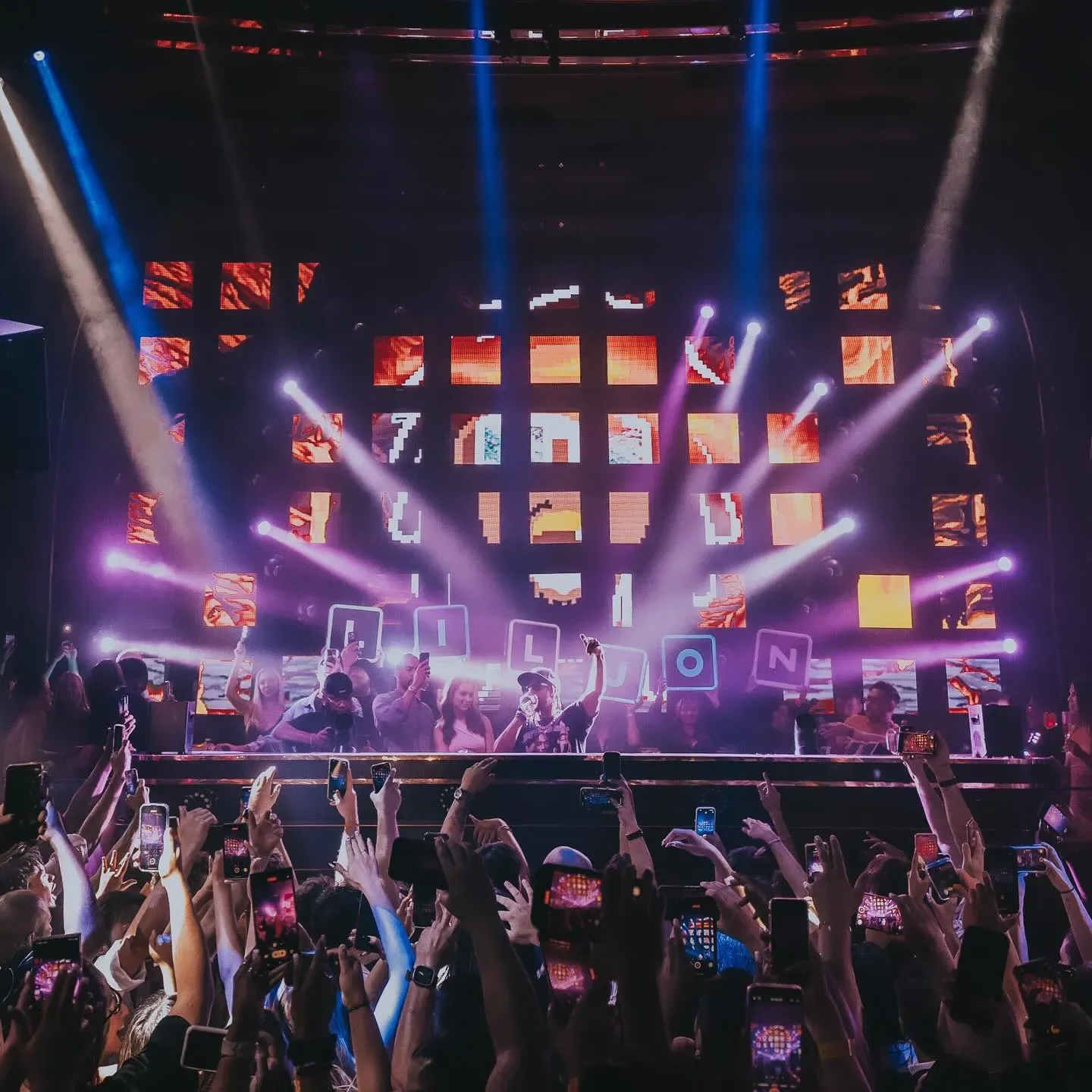 Jewel Las Vegas Reservations, Info & Reviews