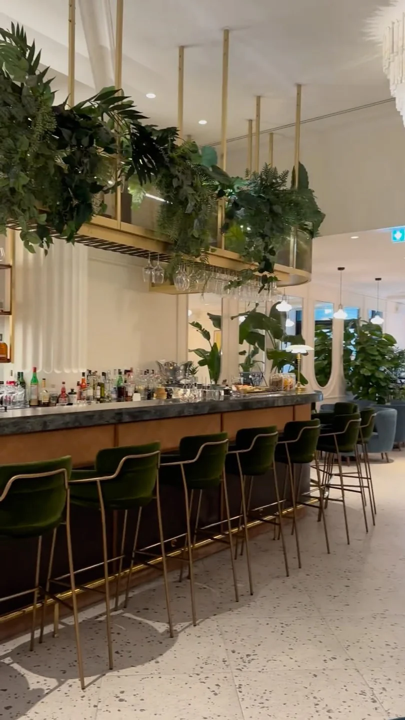 The TOP 10 Bar Restaurants in Paris