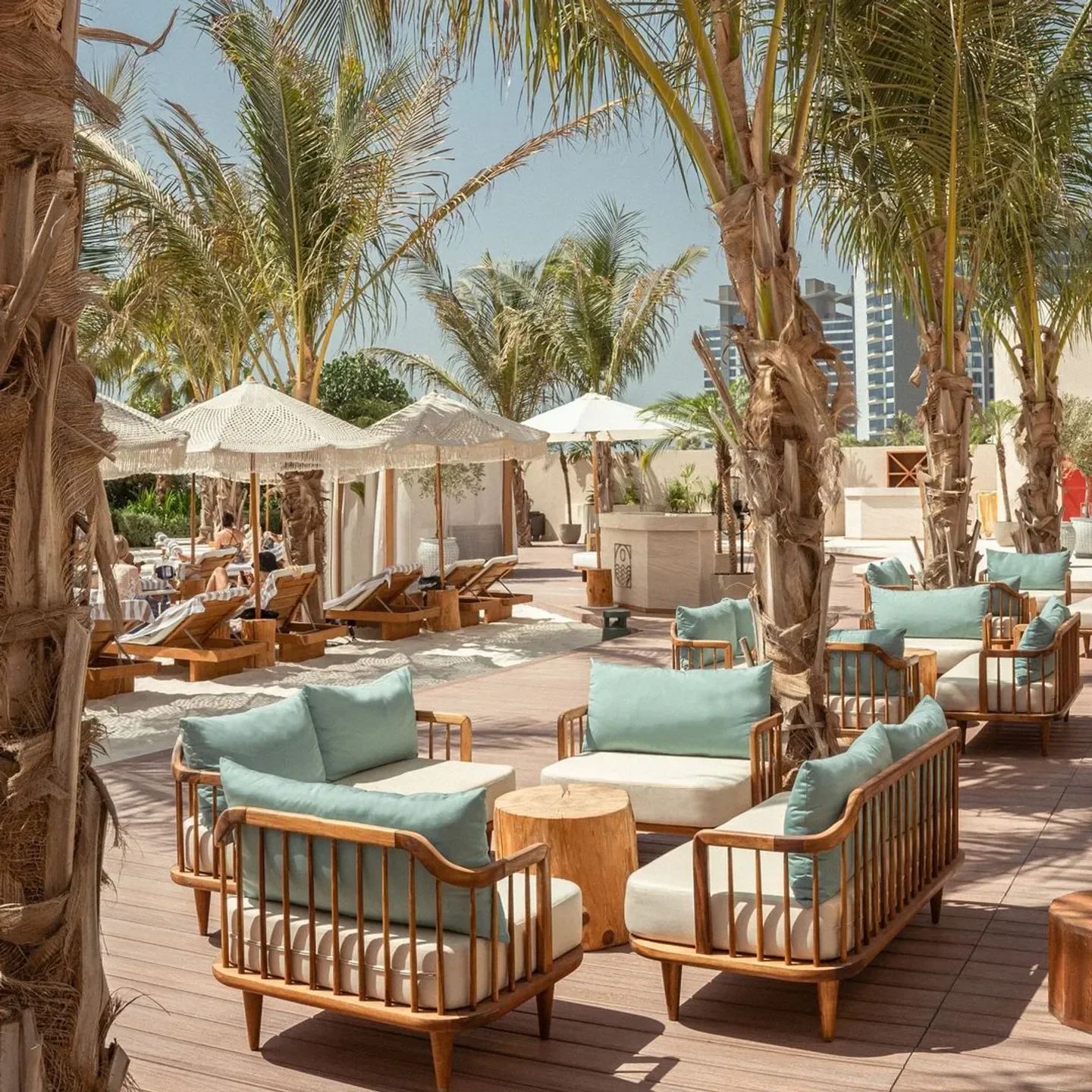 White Beach Club Dubai Reservations | Alotea Concierge