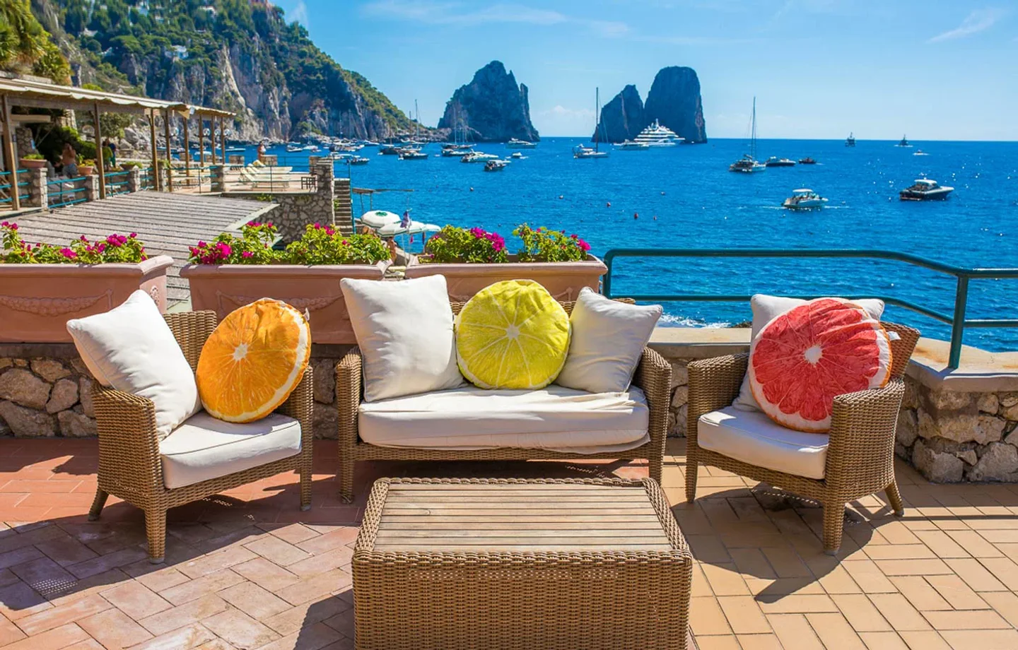 La Canzone del Mare in Capri beach clubs official venue cover