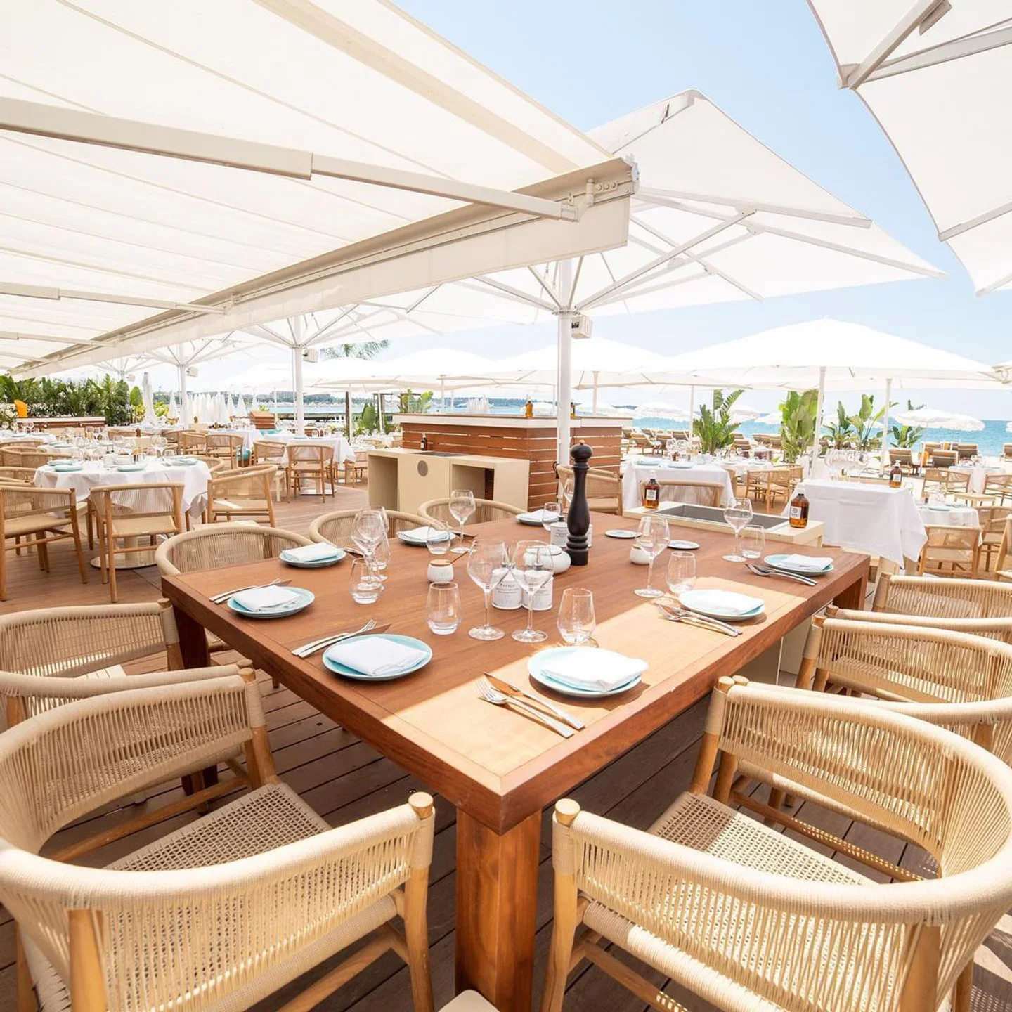 The TOP 10 Luxury Restaurants in Cannes