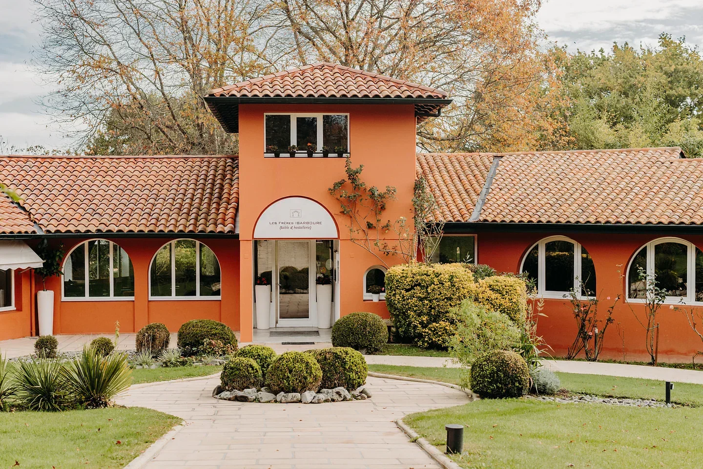 Exterior view of La Table des Frères Ibarboure restaurant in the French Pays Basque