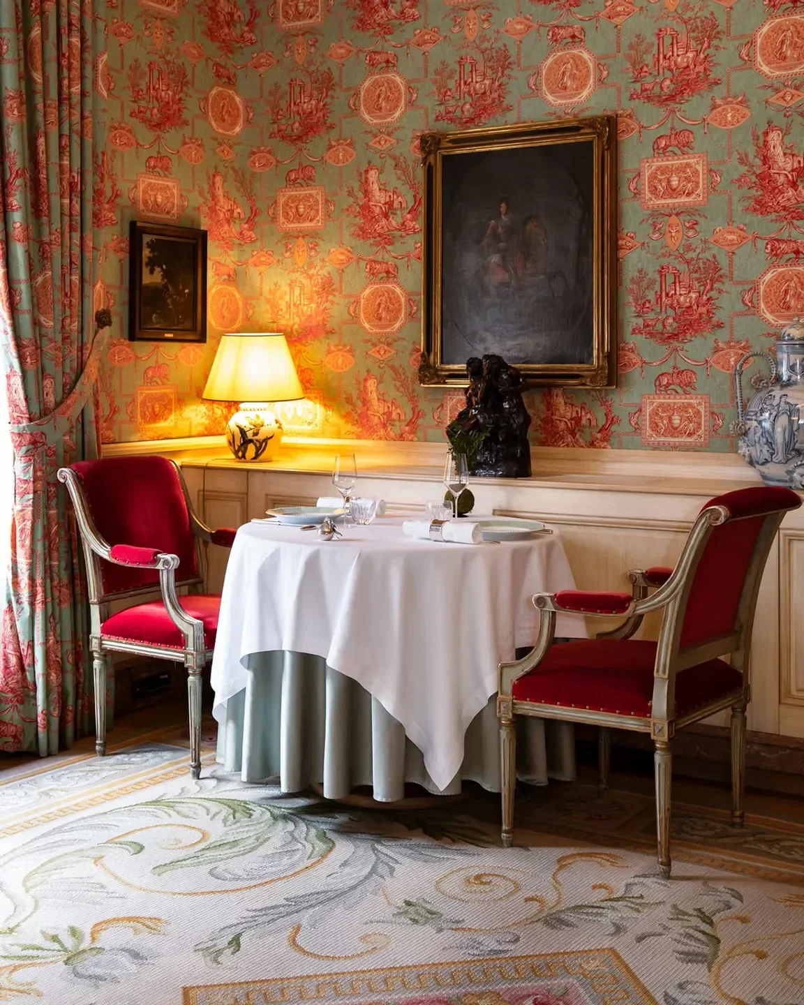 The TOP 10 Michelin Star Restaurants in Paris