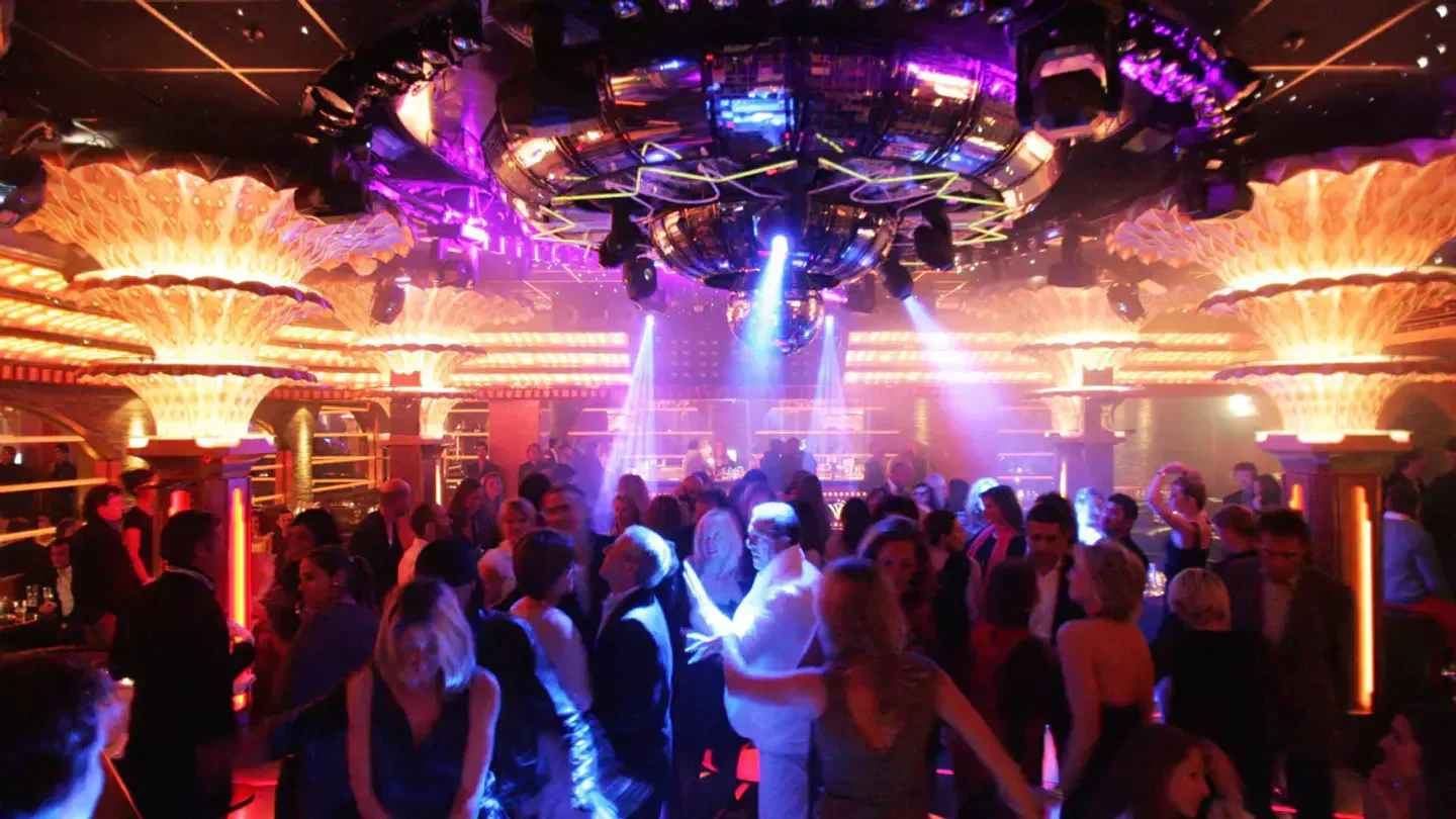 Top 10 Nightclubs in Saint-Tropez | Alotea Concierge