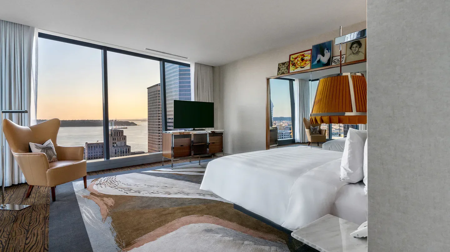 Luxury room at Lotte Hotel Seattle with city views of Seattle, Washington