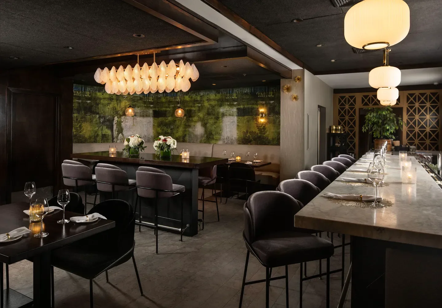 Elegant interior of MARKET Restaurant Bar in San Diego, featuring a stylish bar