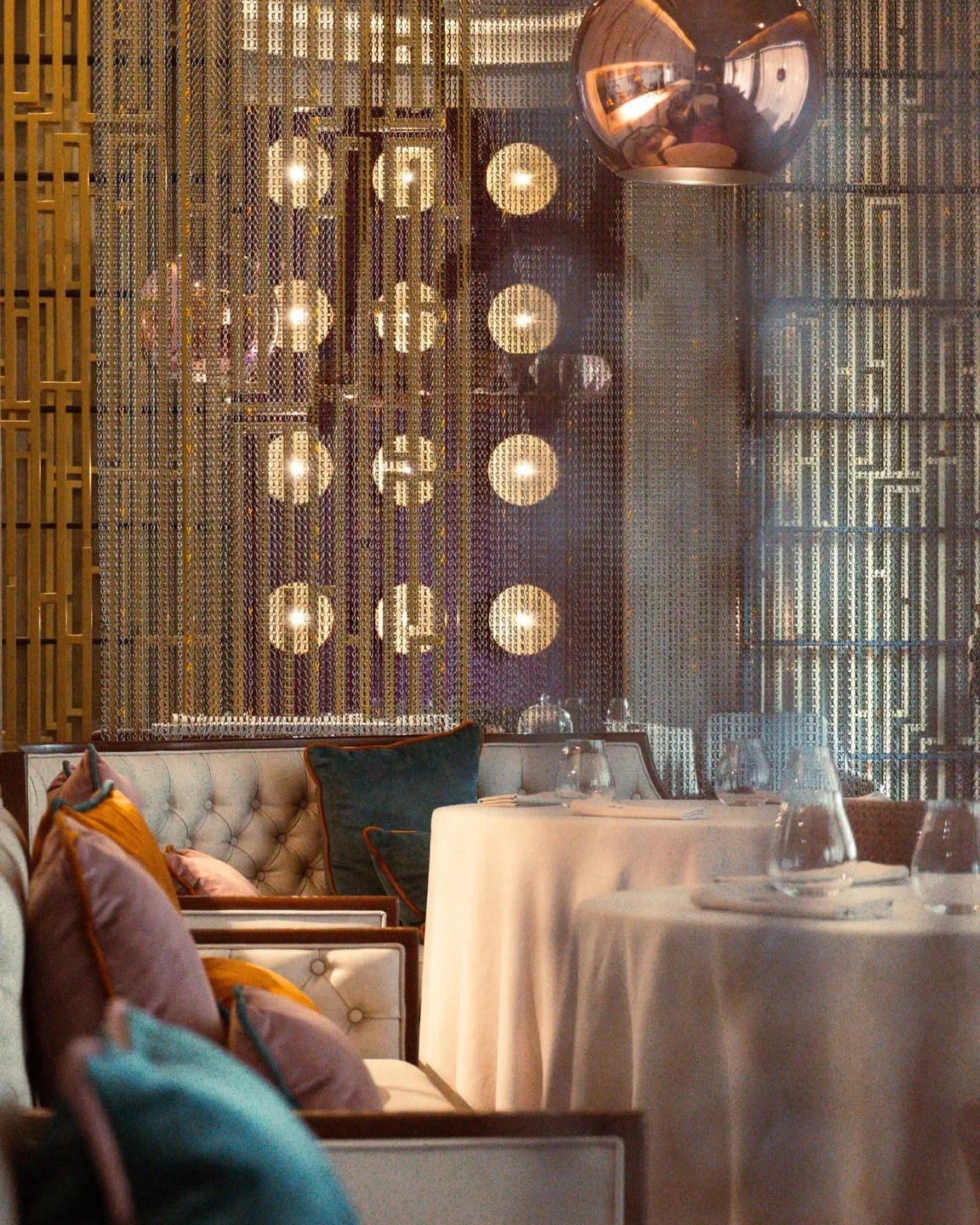 Interior of Memories Restaurant Catalonia in Cancun with stylish decor and ambiance.
