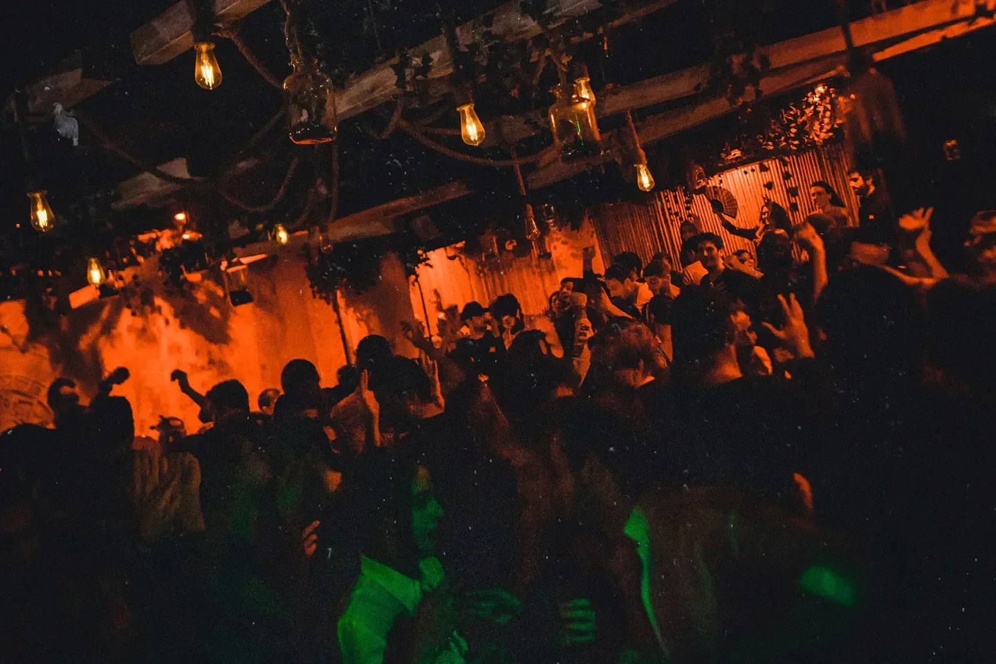 The TOP 10 Luxury Nightclubs in Paris