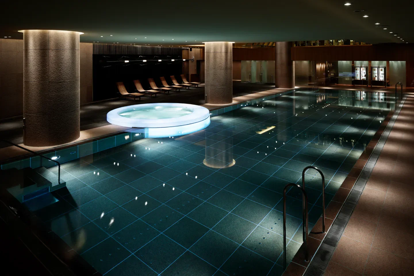 Indoor pool at Nagomi Spa at Grand Hyatt Tokyo, a relaxing spa in Tokyo.