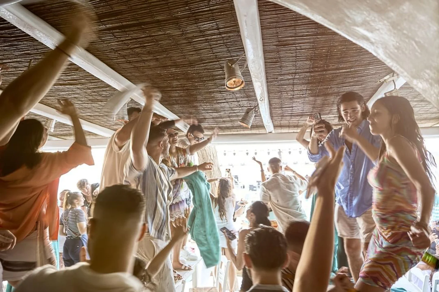 Le TOP 10 Discoteca Aperte il Martedì a Mykonos