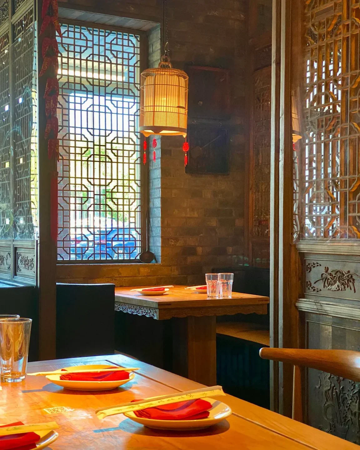 Elegant dining at O Mandarin - Hartsdale, with intricate decor in the Hudson Valley restaurant.