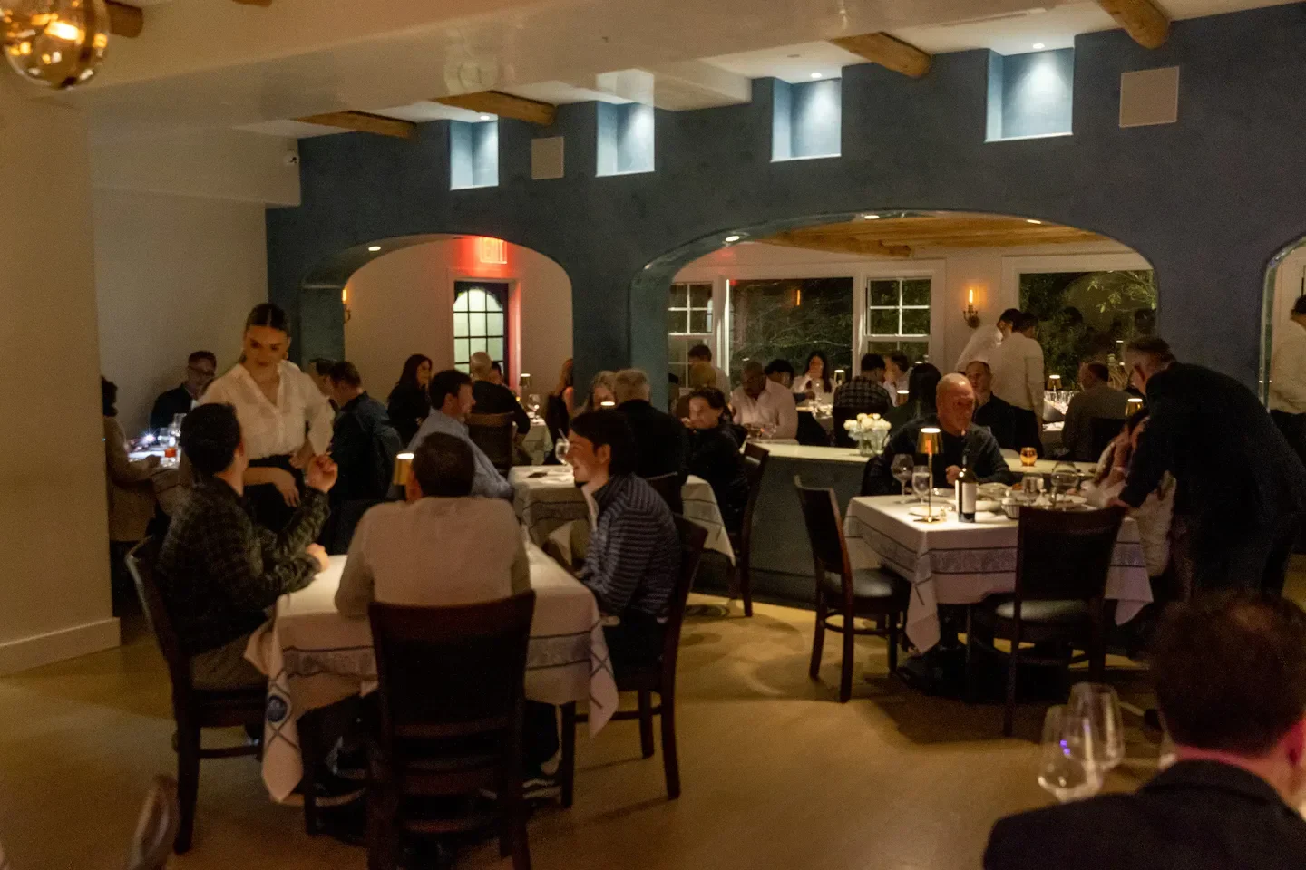 Ocean Blue Prime restaurant in the Hudson Valley, guests enjoying dinner service.