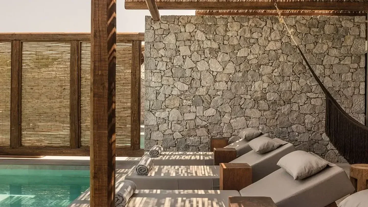 The TOP 10 Beachfront Beach Clubs in Ibiza