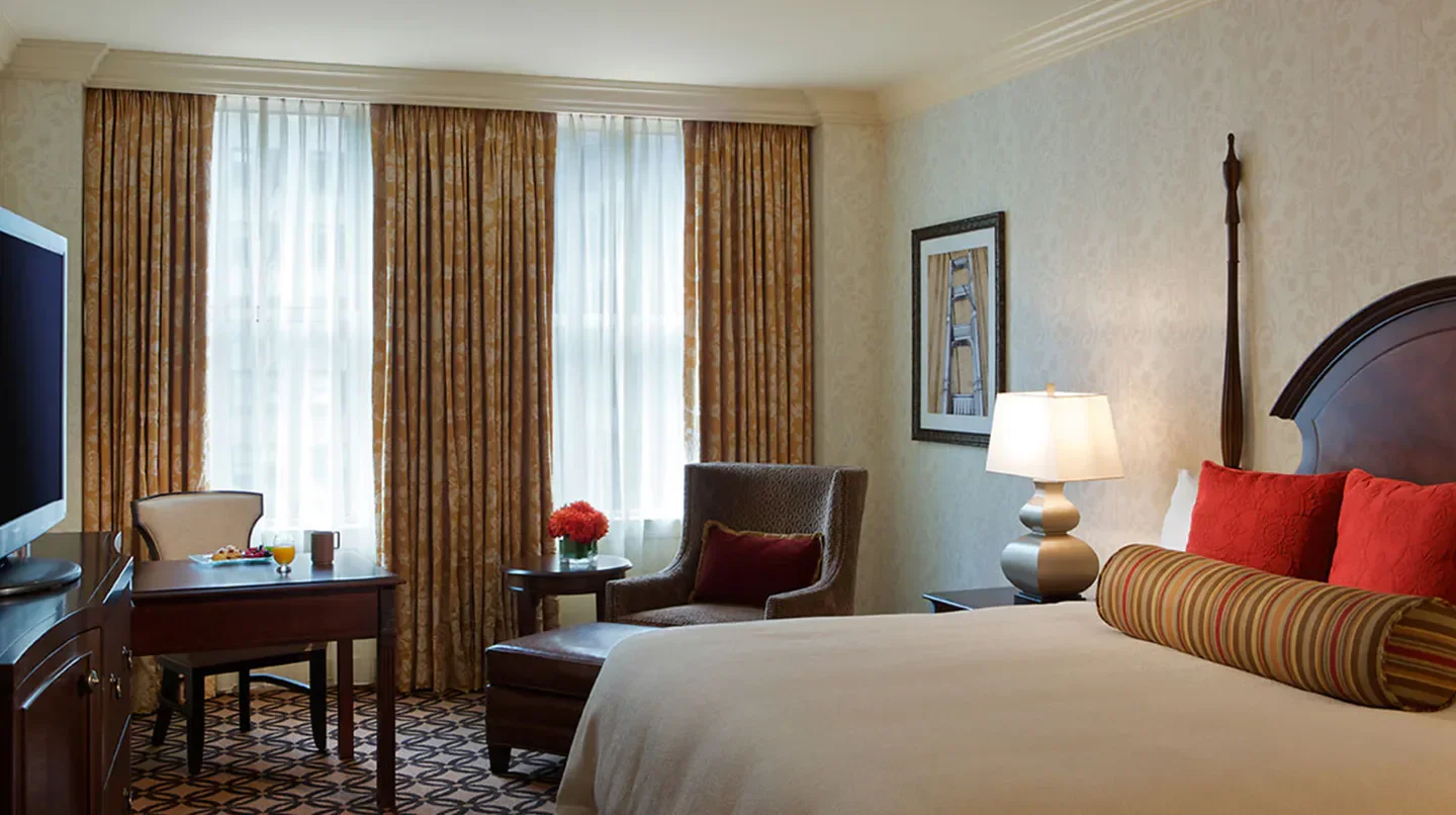 Cozy hotel room at the Omni San Francisco Hotel in San Francisco, California