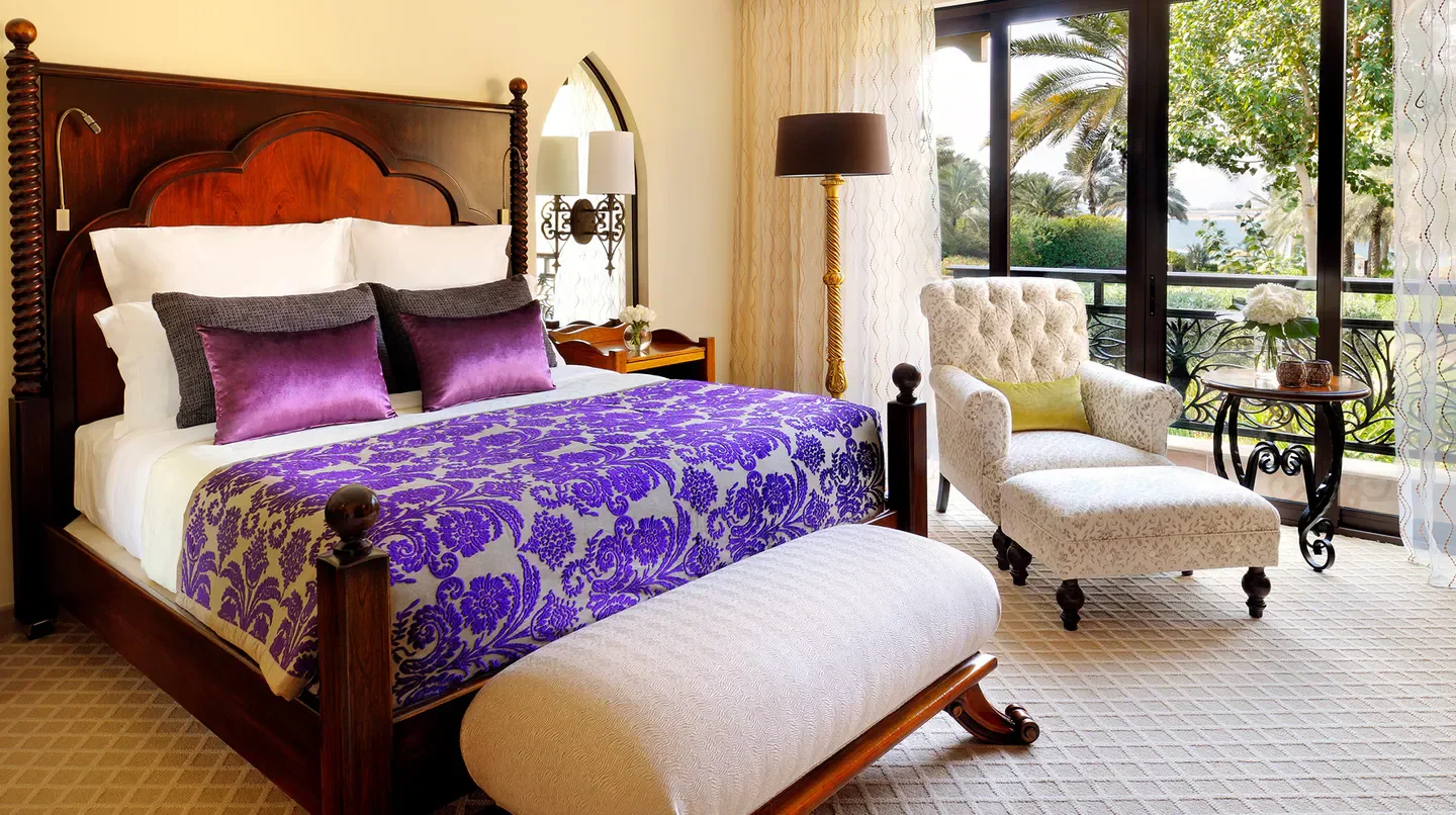 The TOP 10 Parking Hotels in Dubai