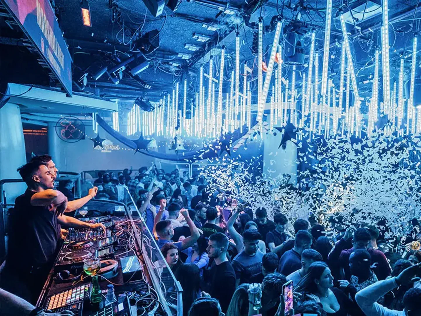 The TOP 10 Luxury Nightclubs in Barcelona