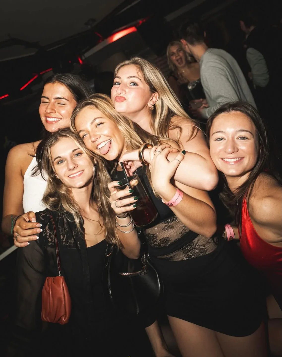 pacha club barcelona dress code Pacha Dress Code Barcelona