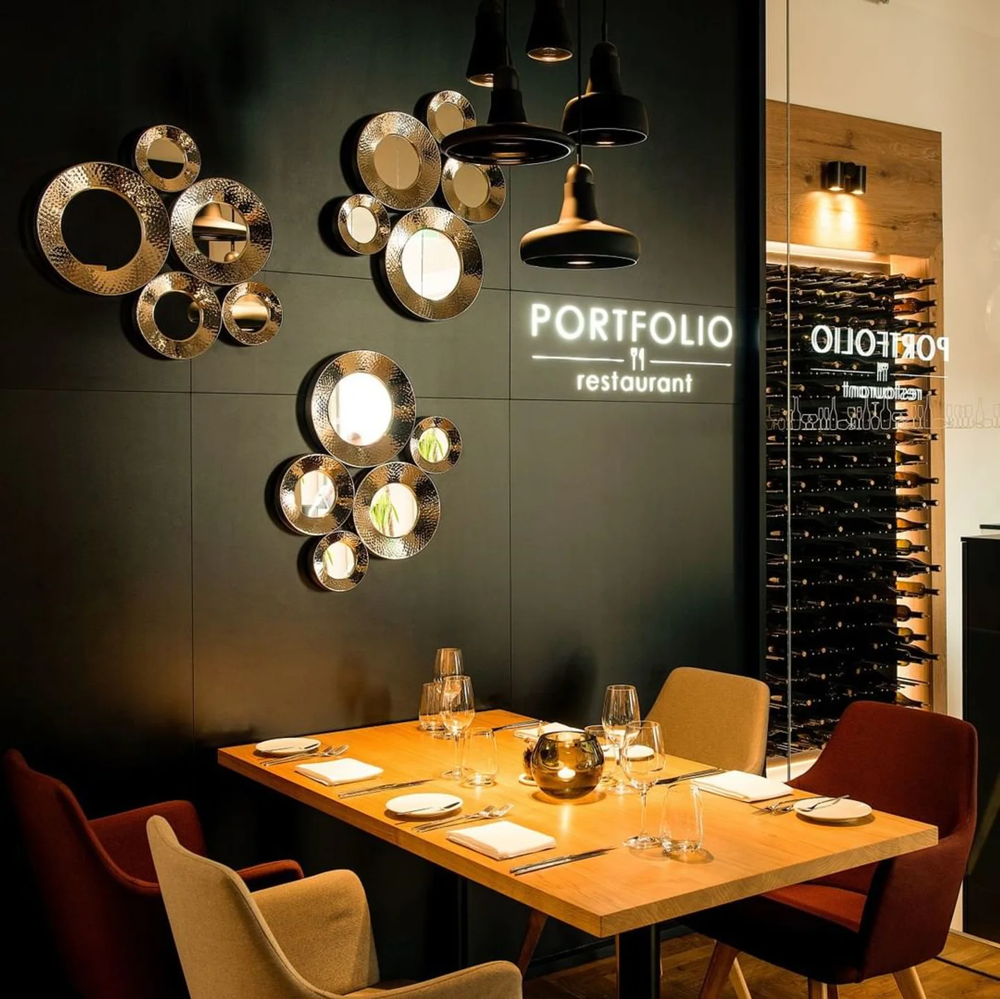 Die TOP 10 Restaurants, die am Donnerstag in Prag geöffnet sind