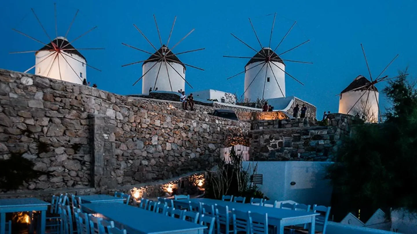 The TOP 10 Restaurant Open on Saturday in Mykonos