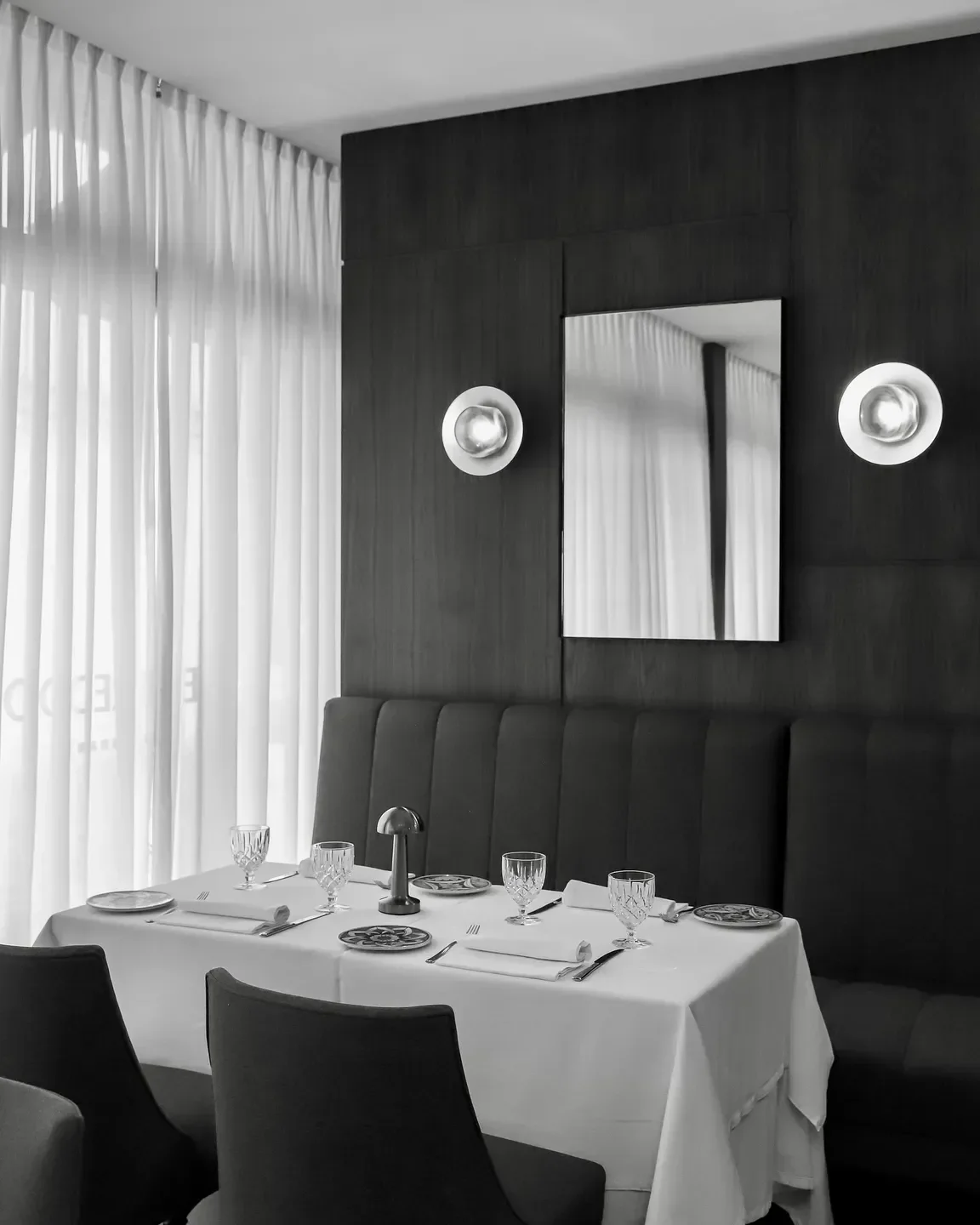 Semifreddo Moscow's sophisticated dining area with elegant table setting and stylish decor.
