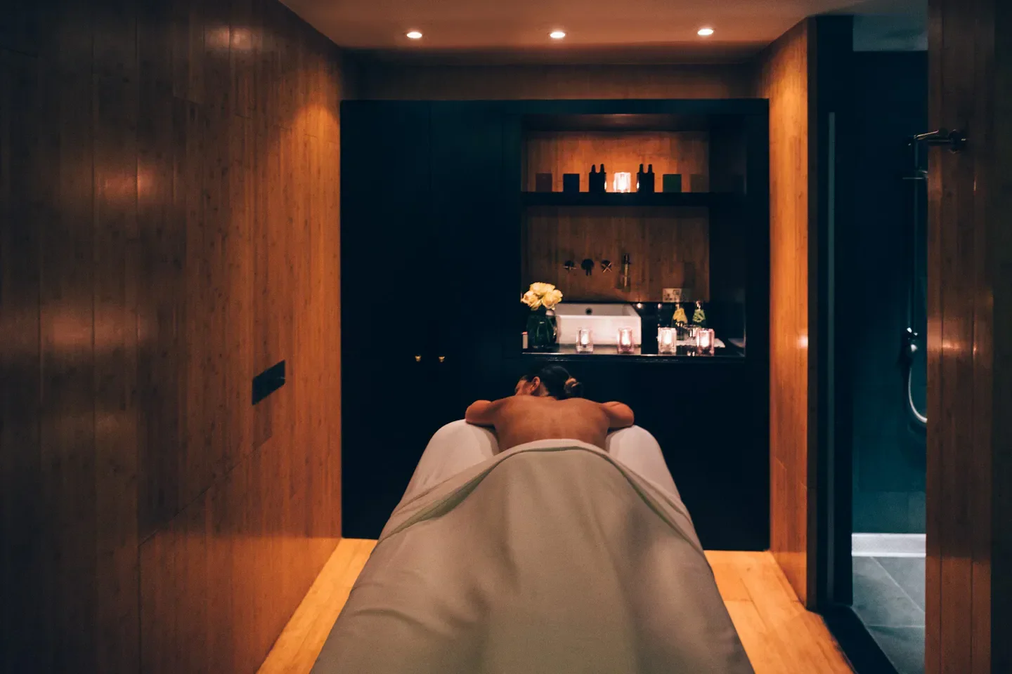 Relaxing spa experience at Sense, A Rosewood Spa at Paris, offering peace in Paris.