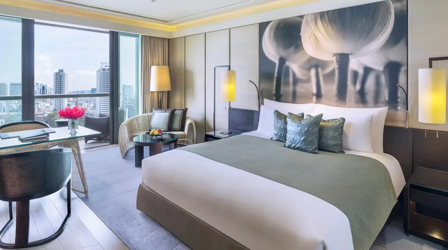 Elegant hotel room at Siam Kempinski Hotel Bangkok with city views, Bangkok.