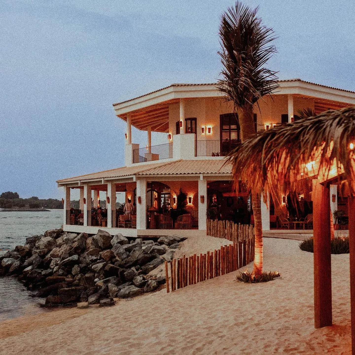 Le 10 MIGLIORI Beach Club Aperte di Martedì a Dubai