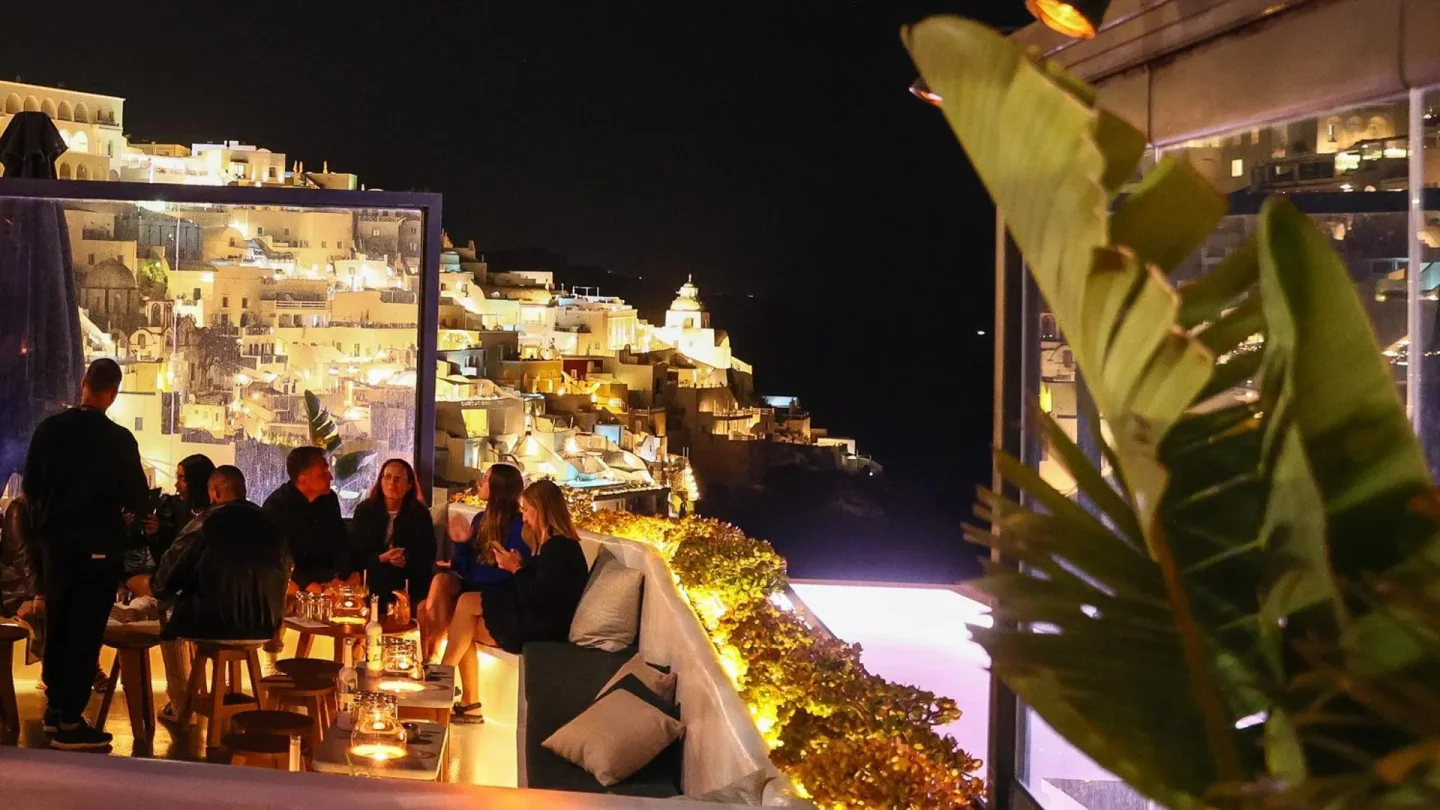 Le TOP 10 Discoteche a Santorini
