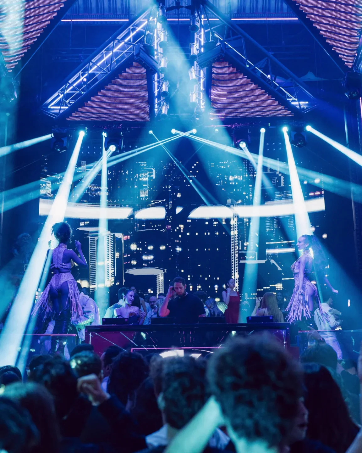 kapital madrid club dress code Kapital Madrid Dress Code: What to Wear, Nightlife Tips, and Club Guide