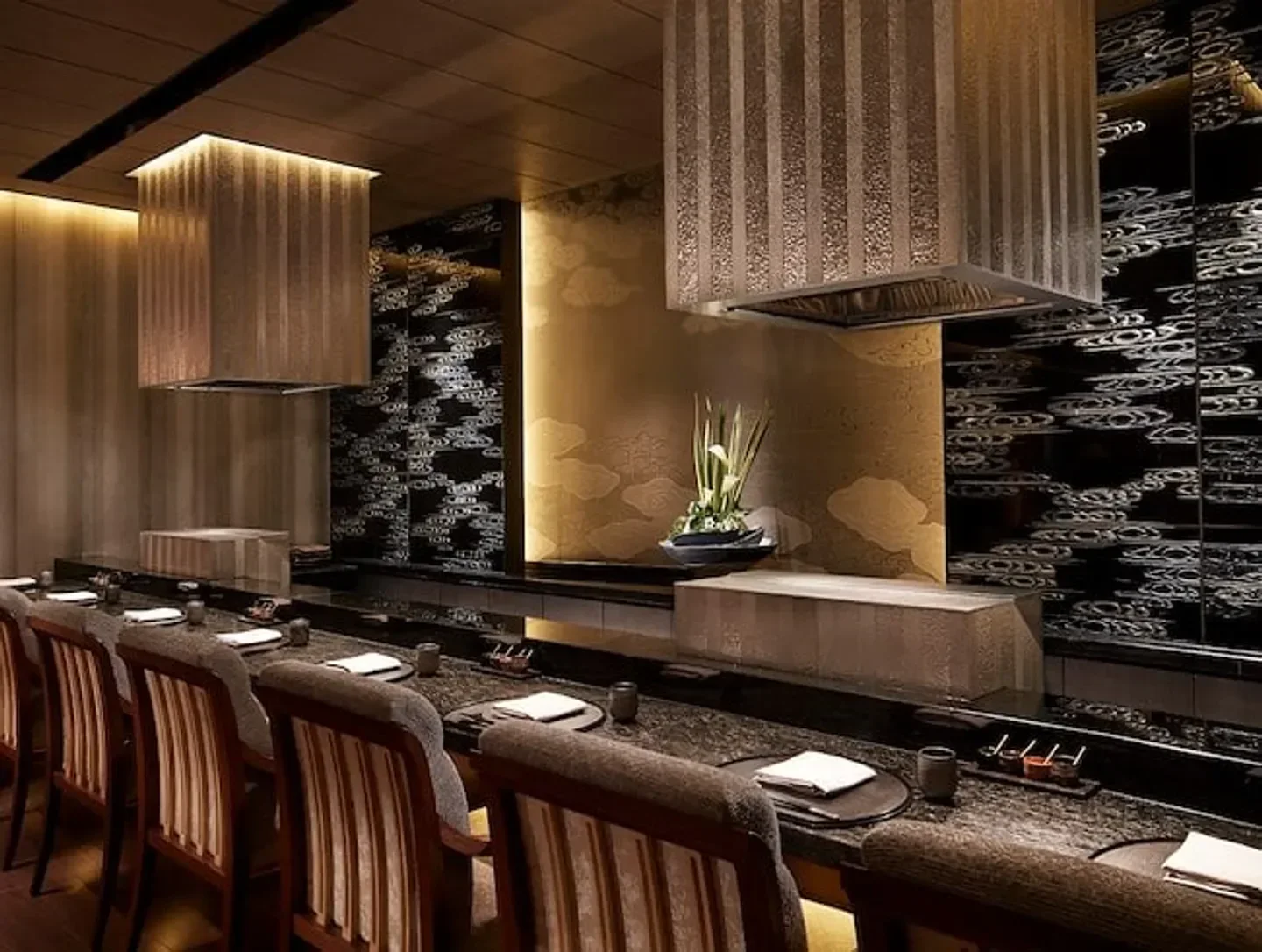 Elegant interior of Tempura Mizuki in Kyoto, featuring stylish seating and decorative elements.
