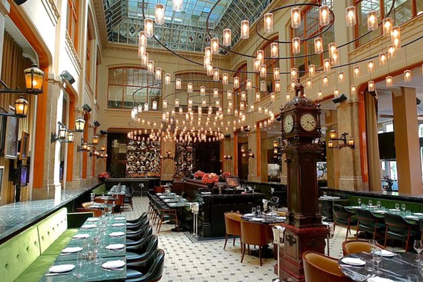 The TOP 10 Fusion Restaurants in Amsterdam