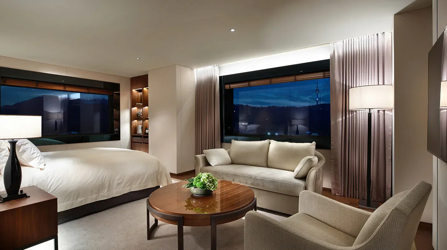 Luxury hotel room at The Shilla Seoul with a stunning Seoul city view