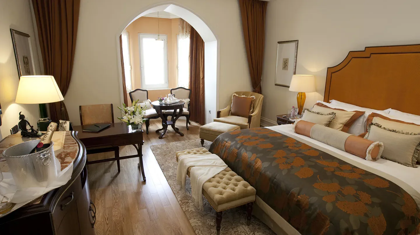 Luxurious suite at The Taj Mahal Palace, Mumbai, showcasing elegant decor in Mumbai.